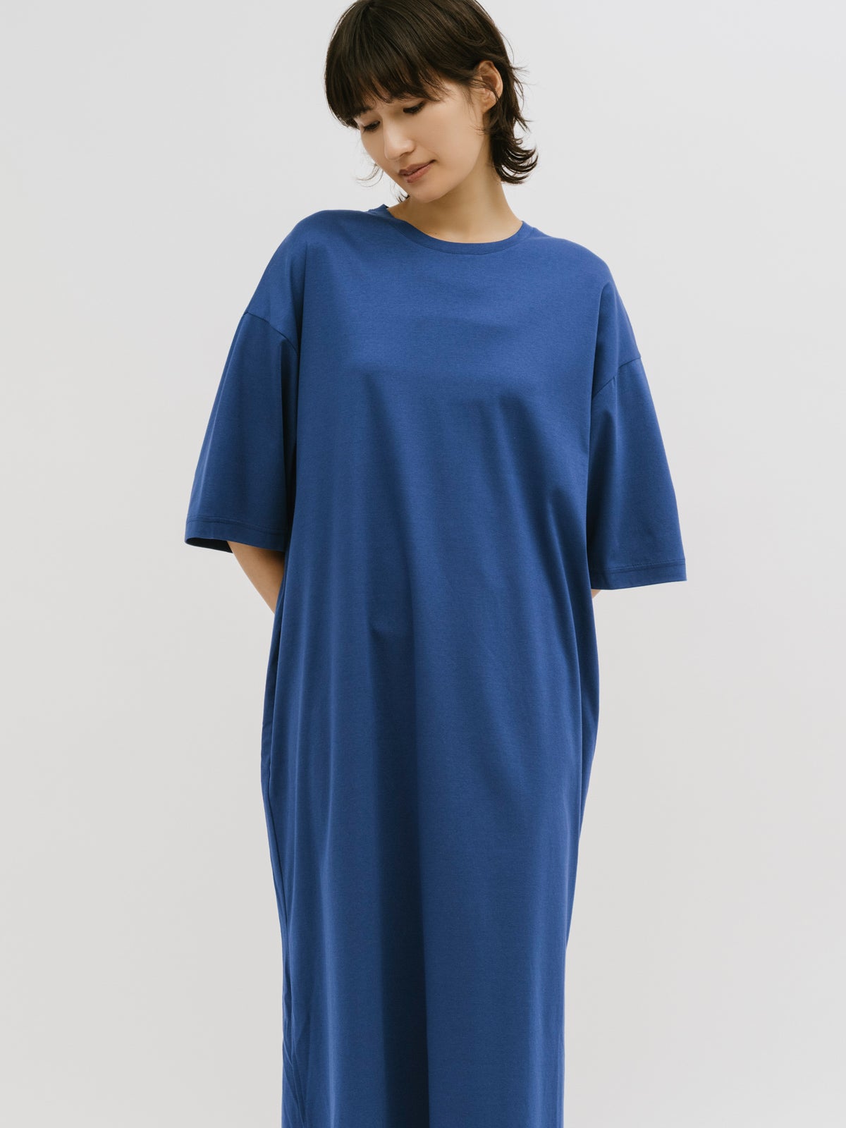 MIDIUMISOLID for Ladies リラックススリットワンピース[A]｜ MARcourt