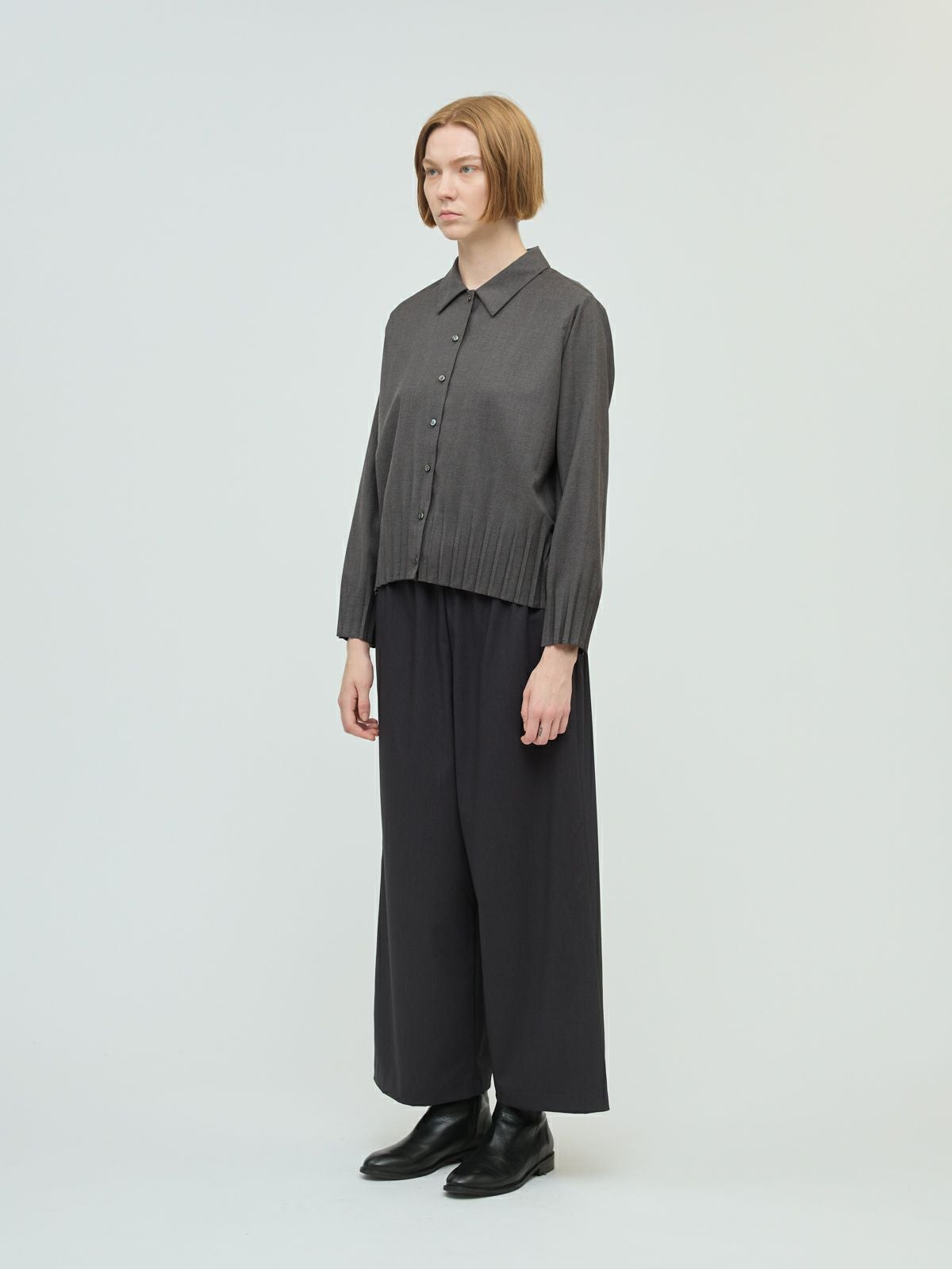 mizuiro ind プリーツヘムシャツ｜ MARcourt ONLINE STORE