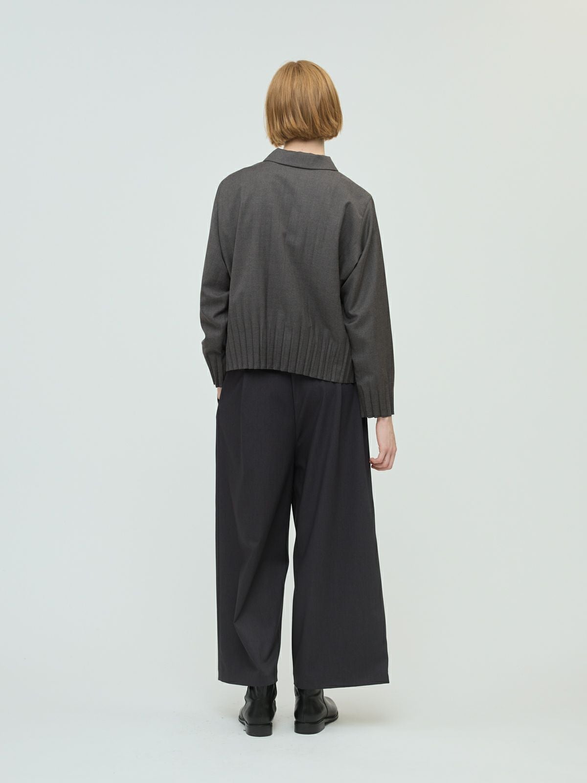 mizuiro ind プリーツヘムシャツ｜ MARcourt ONLINE STORE