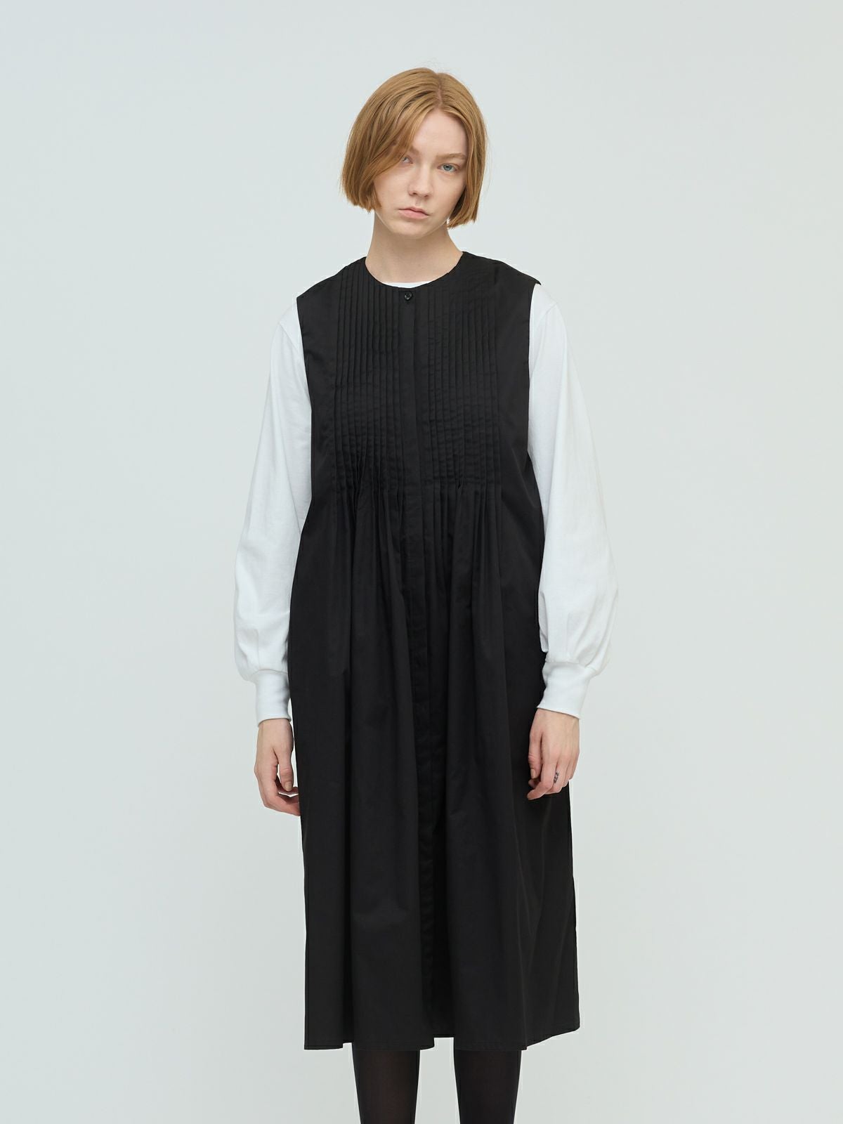 mizuiro ind クルーネックピンタックワンピース｜ MARcourt ONLINE