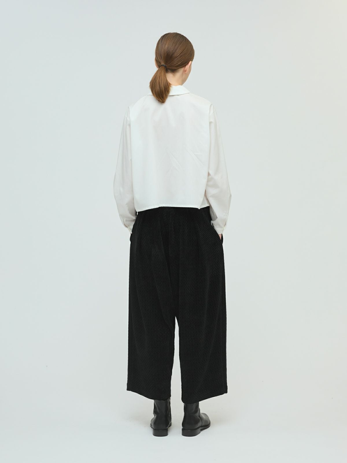 mizuiro ind ベロアジャカードタックパンツ｜ MARcourt ONLINE STORE