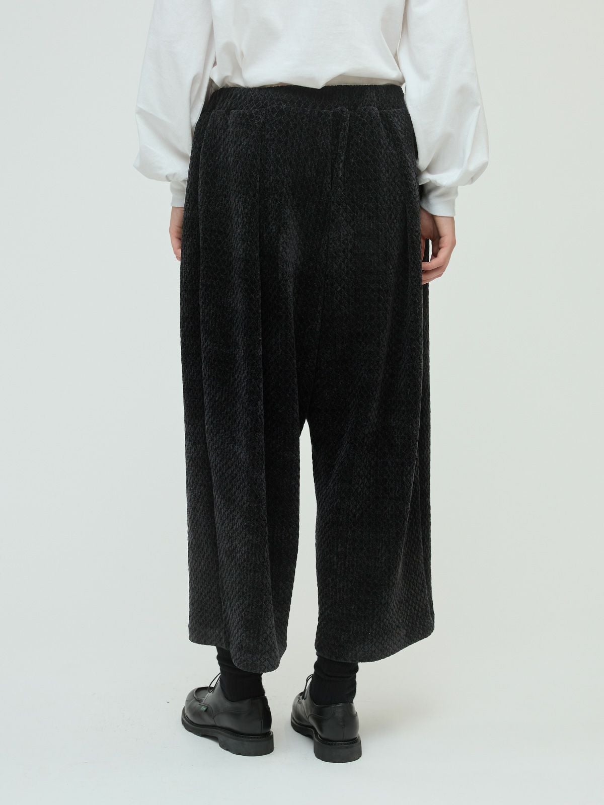 mizuiro ind ベロアジャカードタックパンツ｜ MARcourt ONLINE STORE