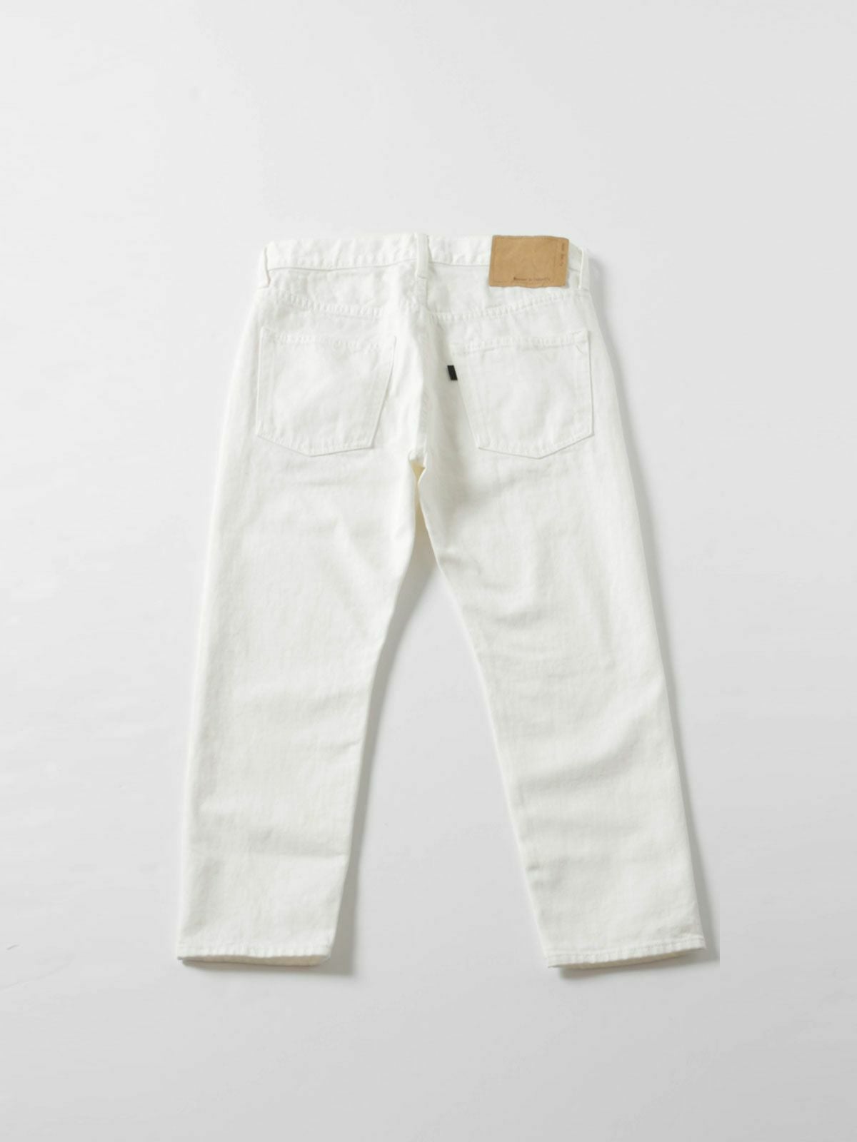 mizuiro ind 8分丈ホワイトデニム｜ MARcourt ONLINE STORE