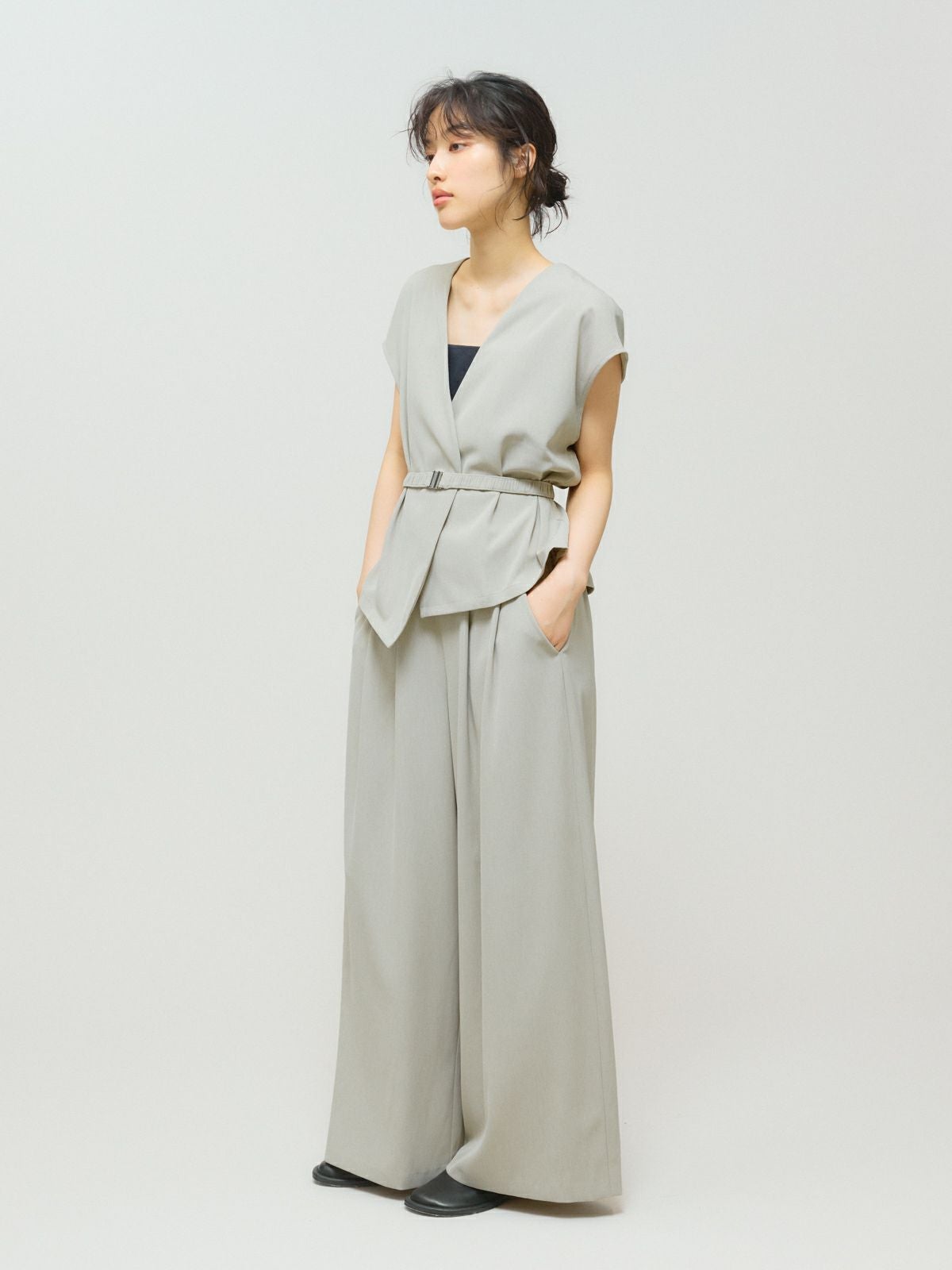 MIDIUMISOLID for Ladies ノーカラージレ｜ MARcourt ONLINE STORE