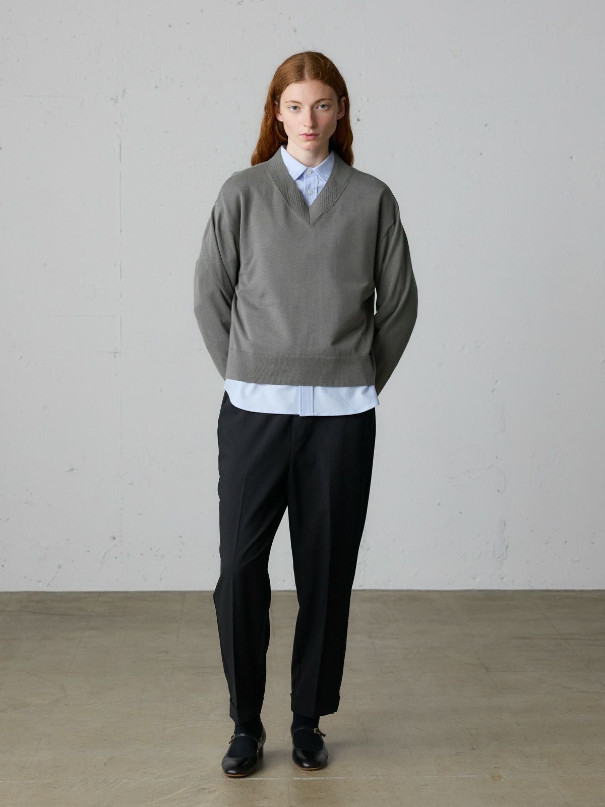 3/9(月)正午販売終了】MidiUmi Vネックニットプルオーバー｜ MARcourt