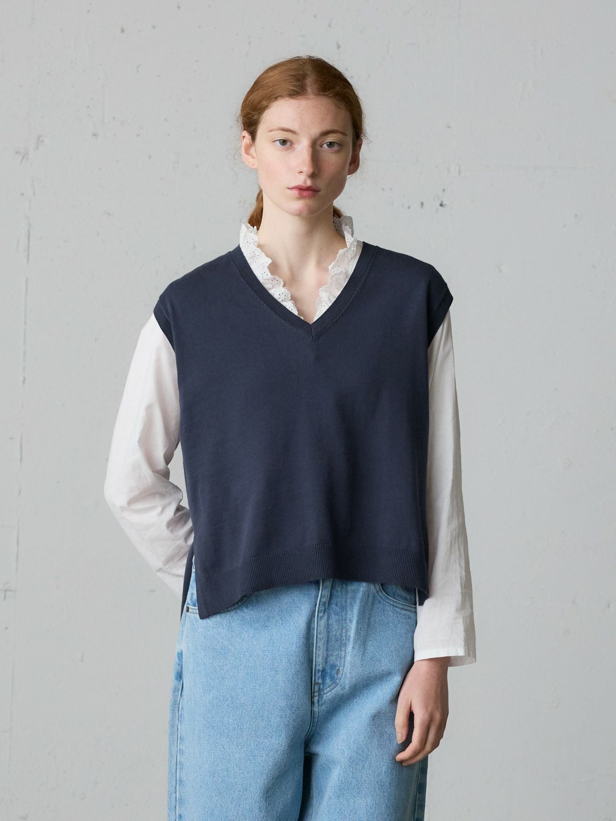 MidiUmi Vネックニットプルオーバー｜ MARcourt ONLINE STORE