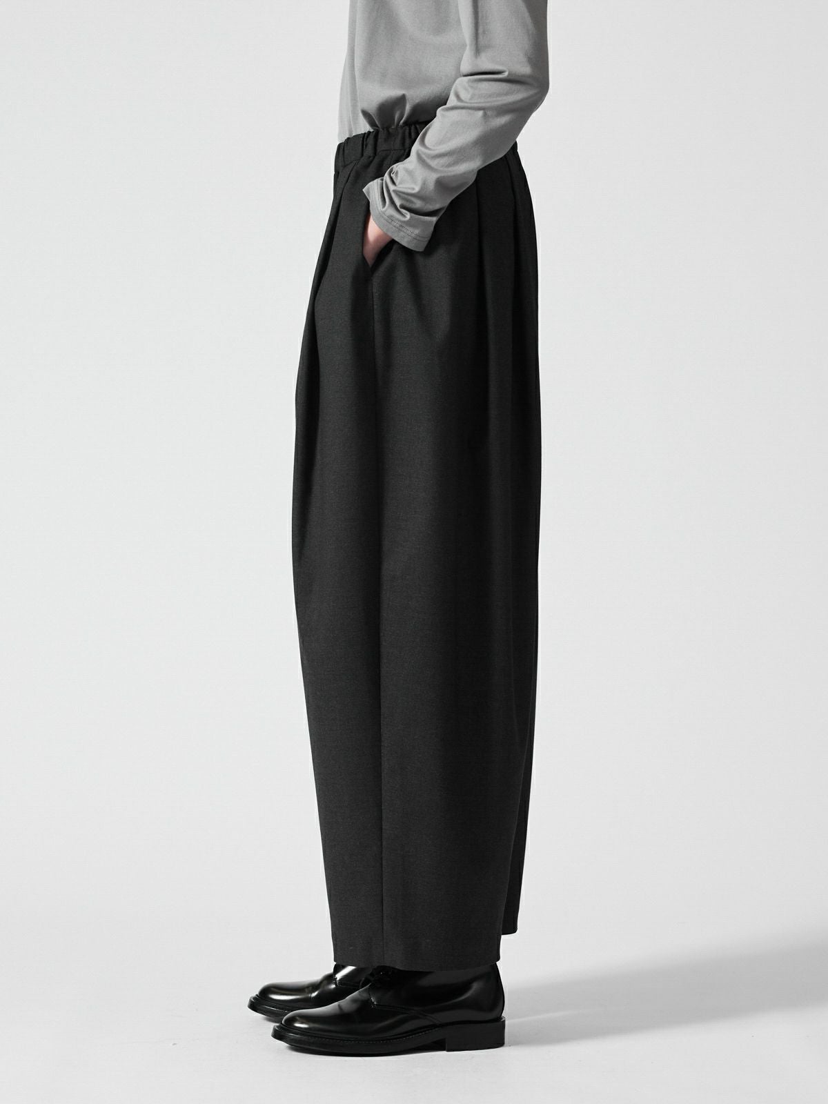 mizuiro ind ワイドタックパンツ｜ MARcourt ONLINE STORE