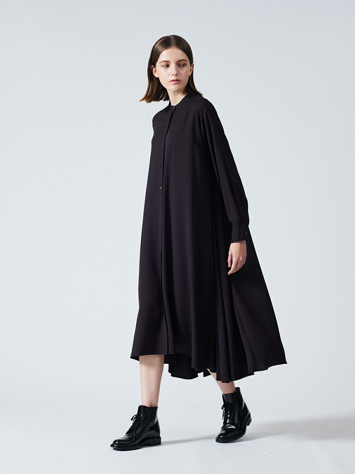 mizuiro ind T/Rスタンドカラーフレアワンピース｜ MARcourt ONLINE