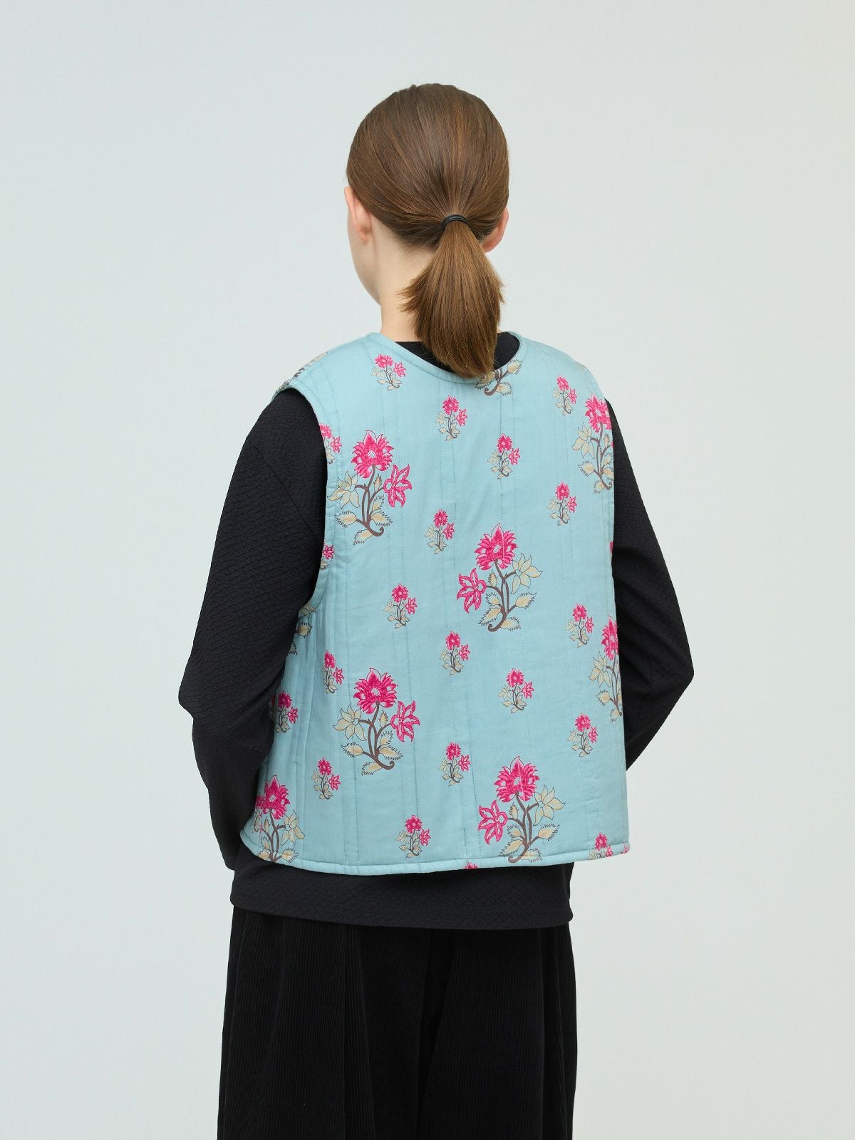 mizuiro ind 2WAYプリントキルティングベスト｜ MARcourt ONLINE STORE