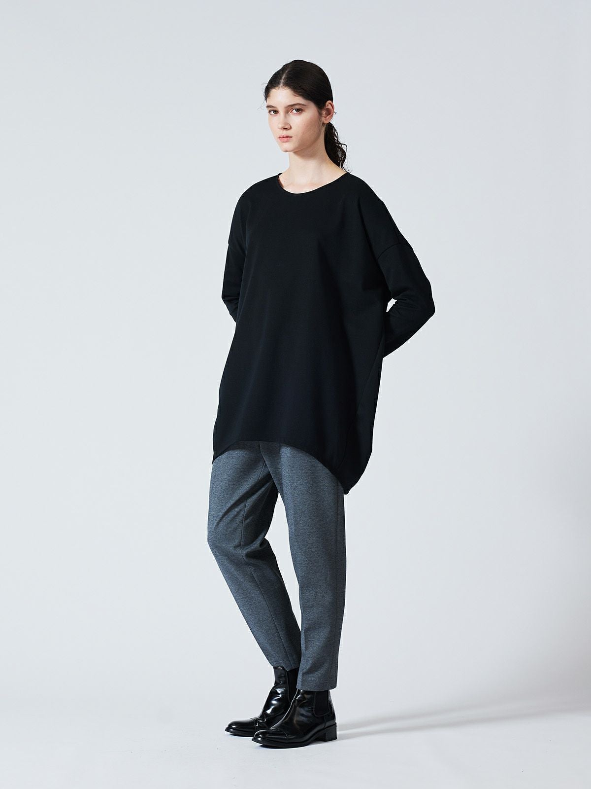 mizuiro ind クルーネックコクーンプルオーバー｜ MARcourt ONLINE