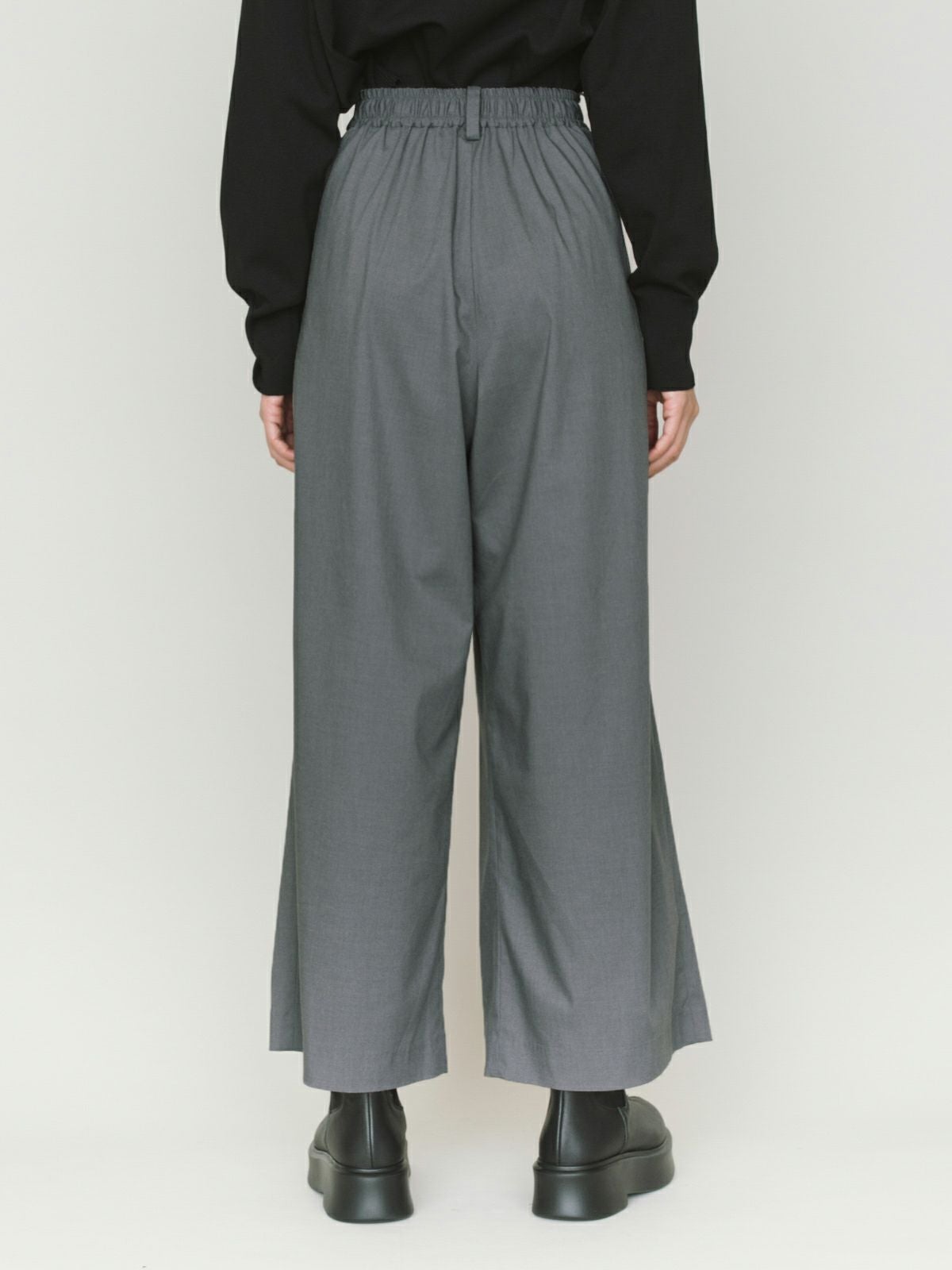 MIDIUMISOLID タックワイドパンツ｜ MARcourt ONLINE STORE