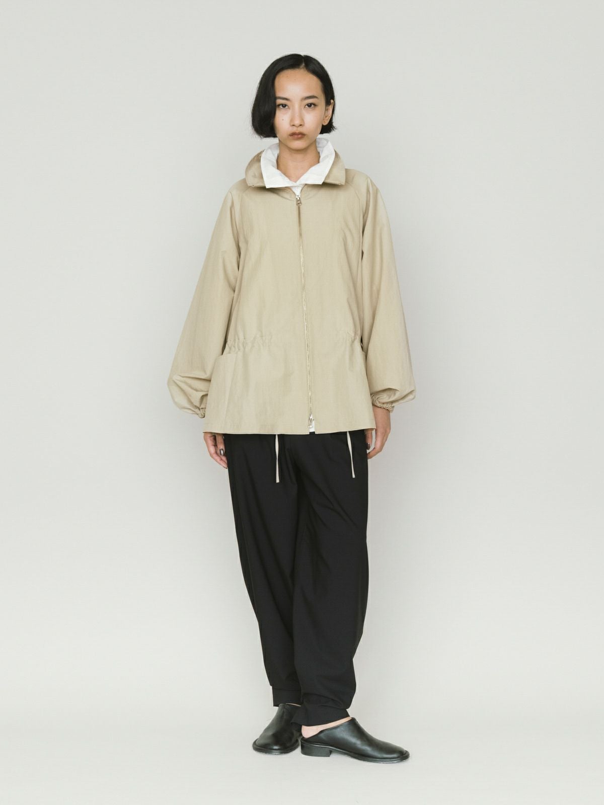 MIDIUMISOLID for Ladies テントラインジップジャケット｜ MARcourt