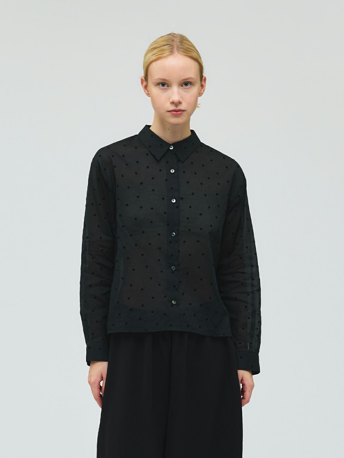 mizuiro ind フロッキードットプリントシャツ｜ MARcourt ONLINE STORE