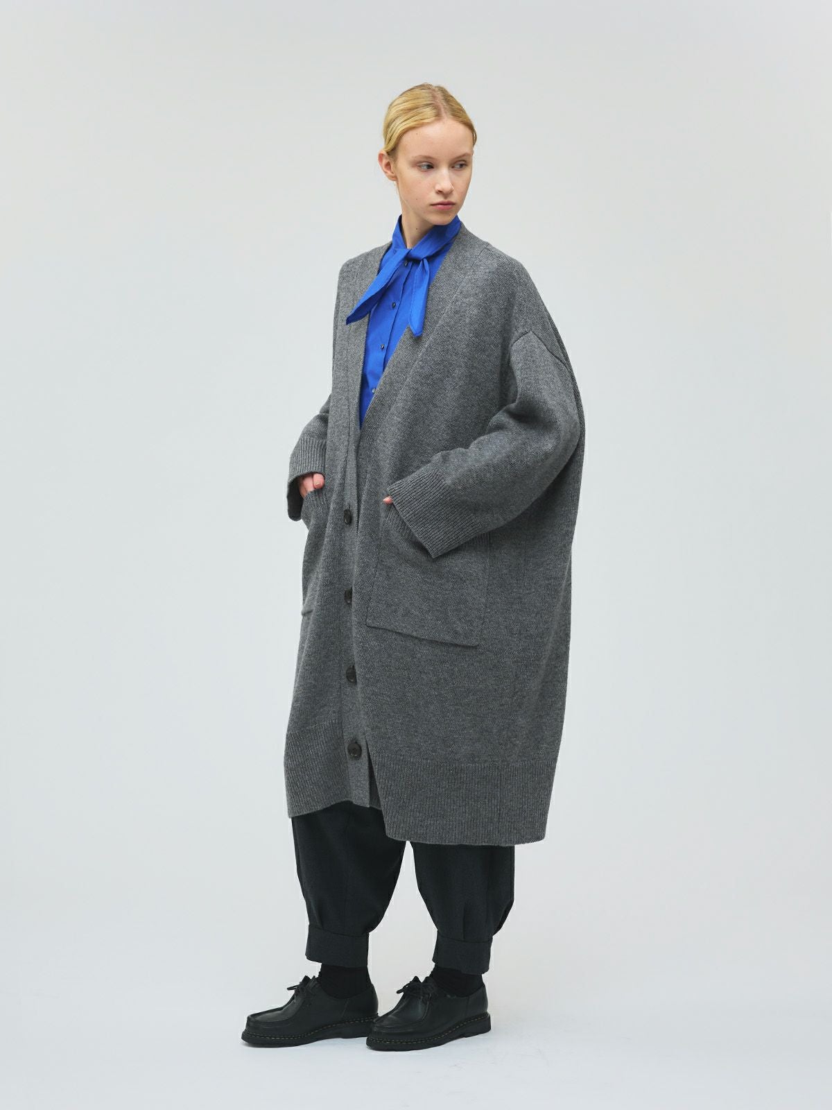 mizuiro ind ワイドVネックカーディガン｜ MARcourt ONLINE STORE