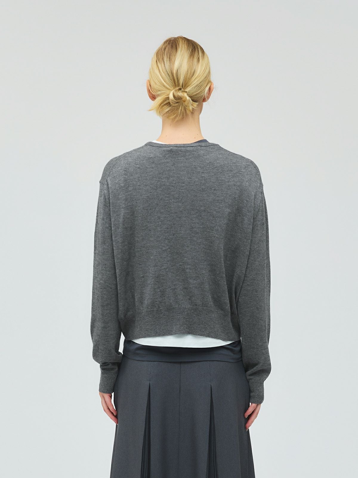 mizuiro ind クルーネックショートカーディガン｜ MARcourt ONLINE