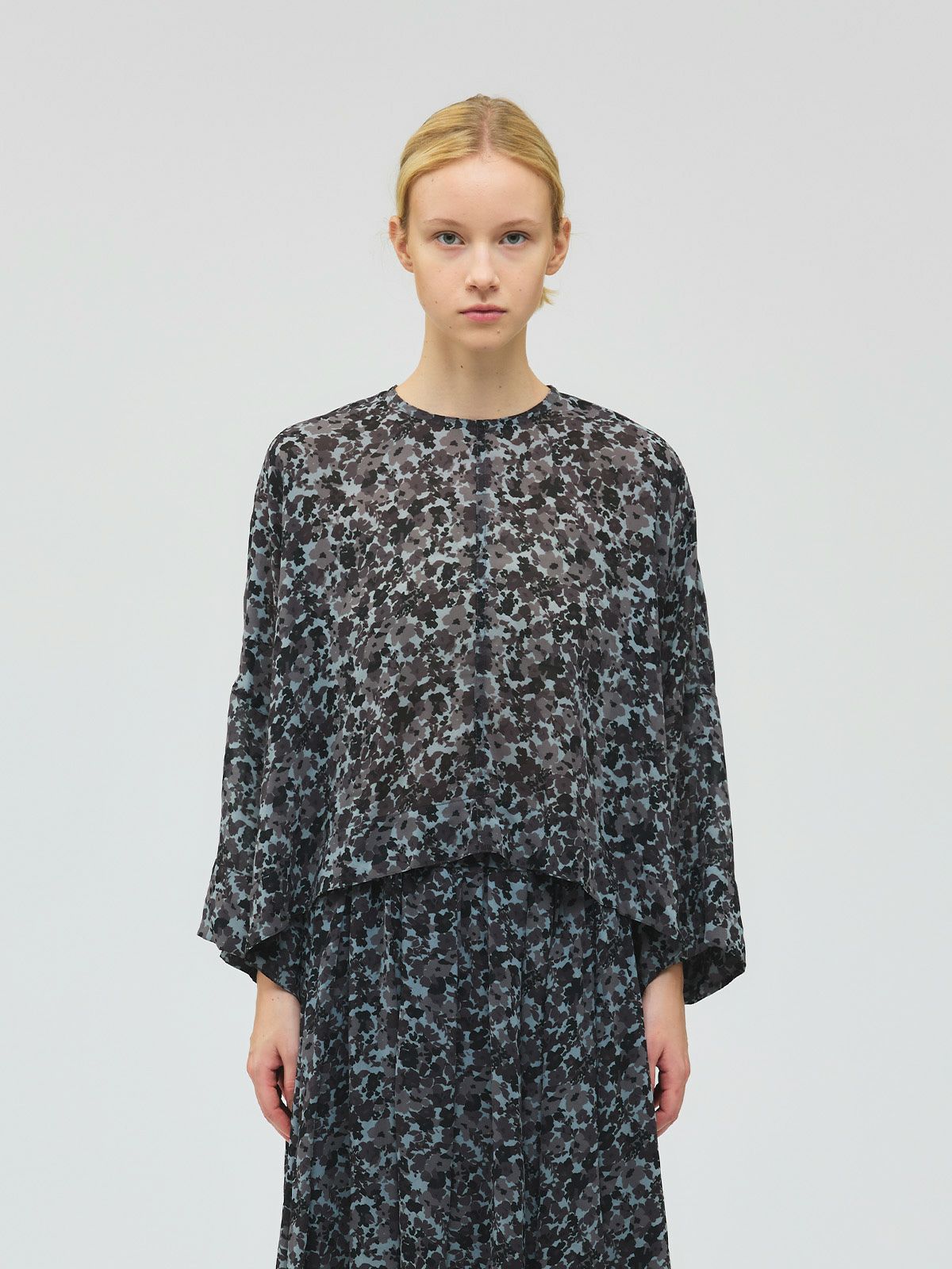 mizuiro ind フラワープリントワイドプルオーバー｜ MARcourt ONLINE