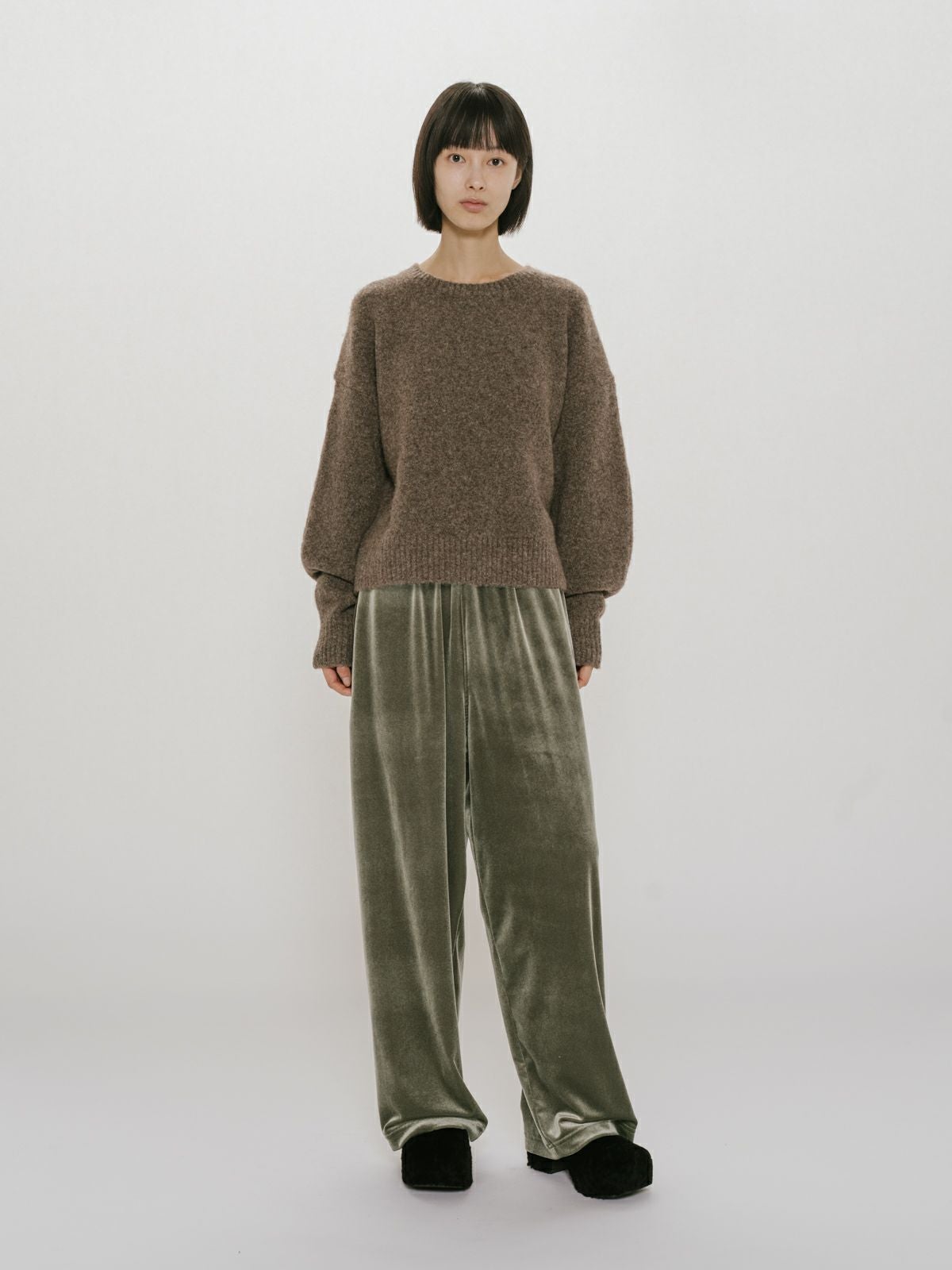 MIDIUMISOLID for Ladies リラックスベロアパンツ｜ MARcourt ONLINE