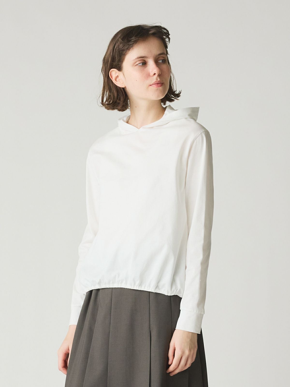 美品MARNIフード付きトレーナー☆白 tzGkvbneD1MT.jpg?width=768