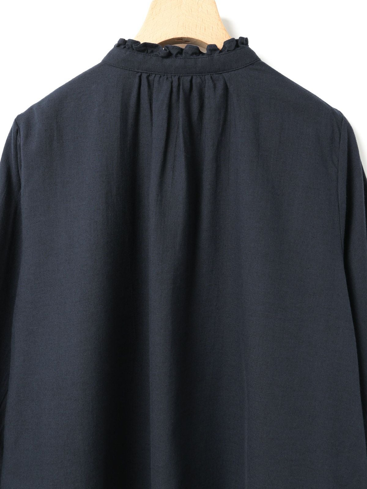 MidiUmi フリルカラーギャザーネックシャツ｜ MARcourt ONLINE STORE