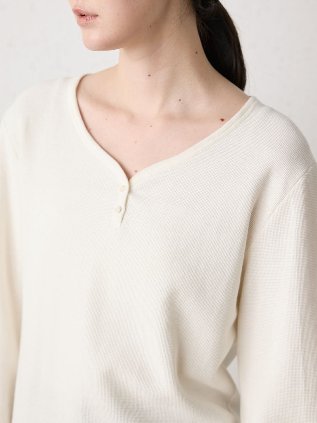 MidiUmi ヘンリーネックプルオーバー｜ MARcourt ONLINE STORE