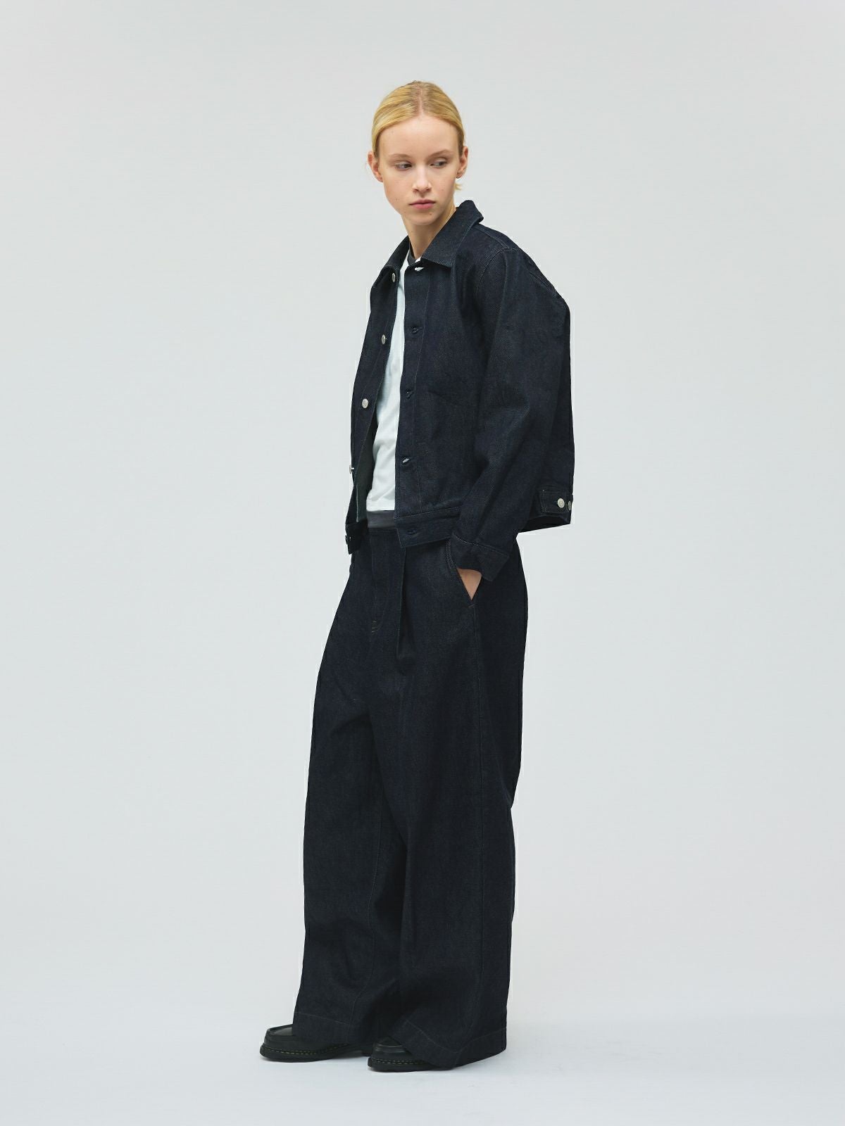 mizuiro ind コンパクトデニムジャケット｜ MARcourt ONLINE STORE