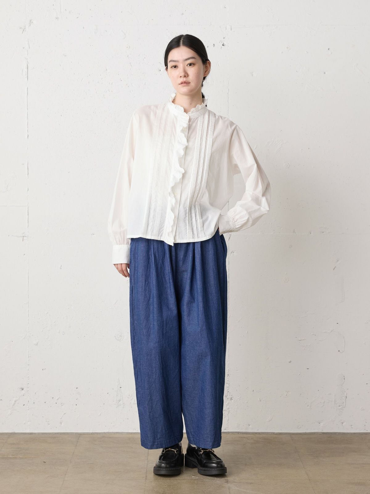 MidiUmi ピンタックレースシャツ｜ MARcourt ONLINE STORE