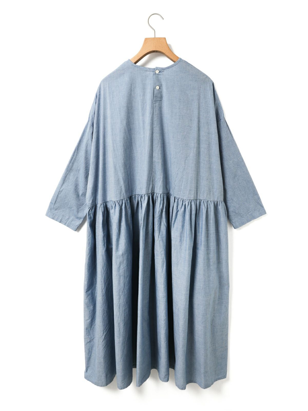 MidiUmi シャンブレーギャザーワンピース｜ MARcourt ONLINE STORE