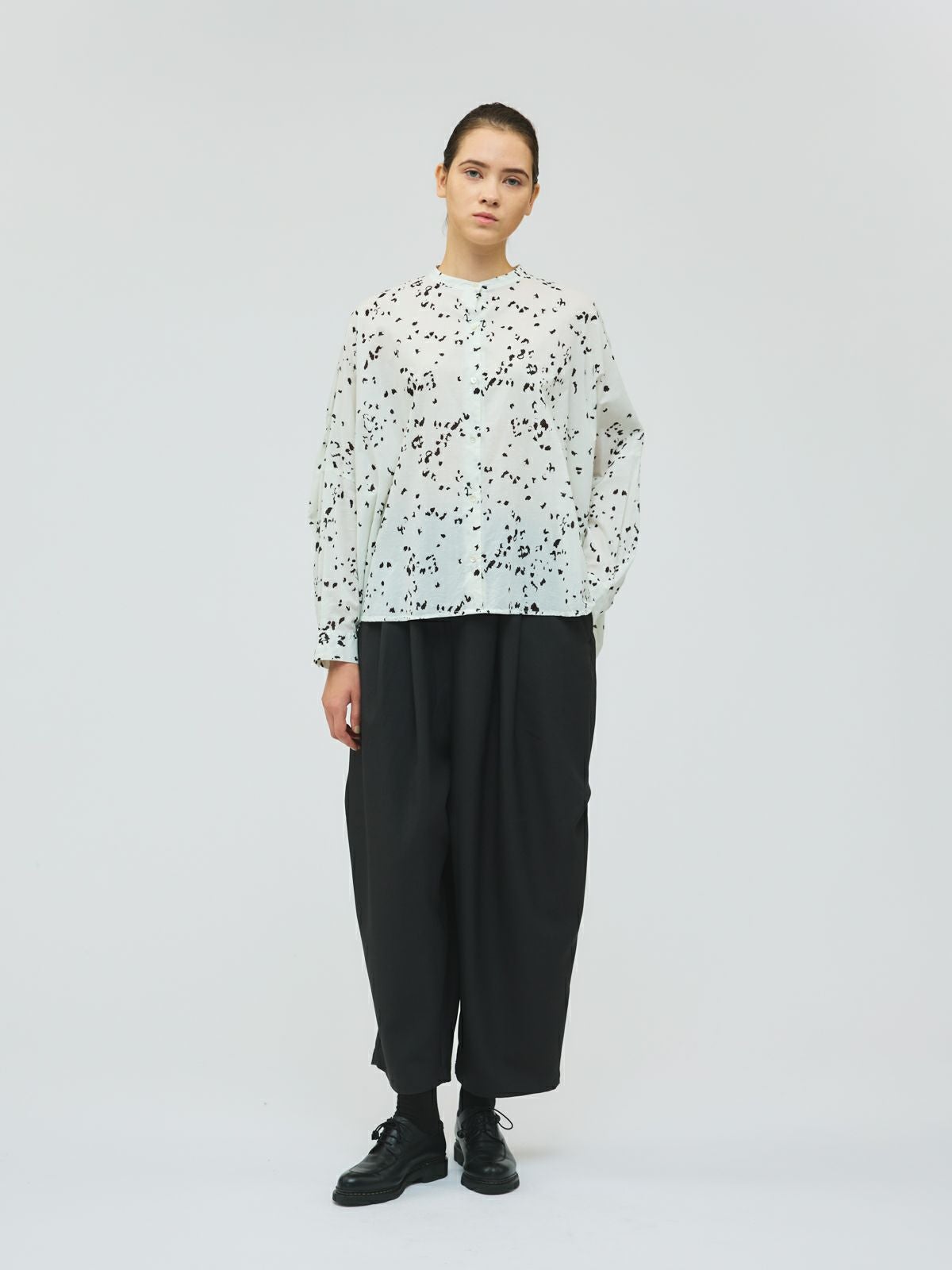 mizuiro ind プリントバックギャザーシャツ｜ MARcourt ONLINE STORE