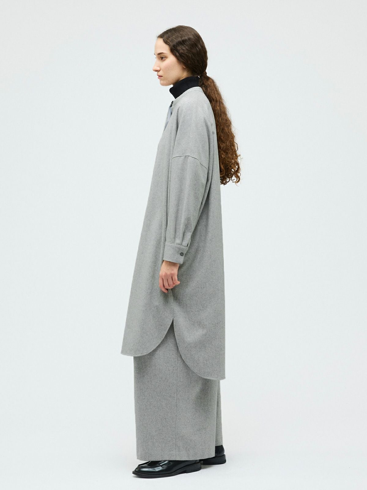 mizuiro ind ウールブレンドスタンドカラーシャツワンピース