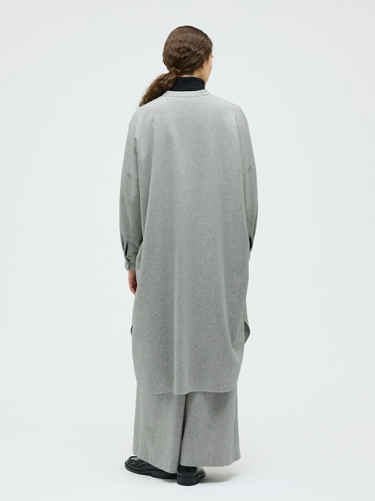 mizuiro ind ウールブレンドスタンドカラーシャツワンピース