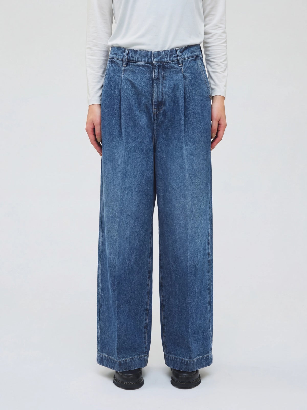 mizuiro ind ワイドデニム mizuiro ind ワイドデニムスラックス｜ MARcourt ONLINE STORE