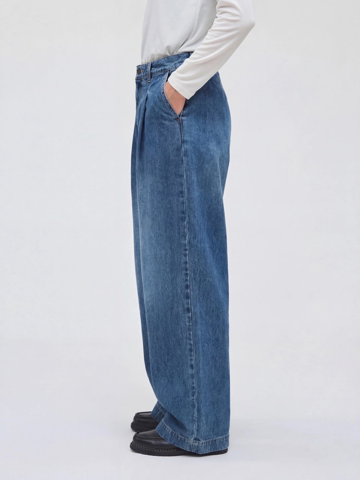 mizuiro ind ワイドデニムスラックス｜ MARcourt ONLINE STORE