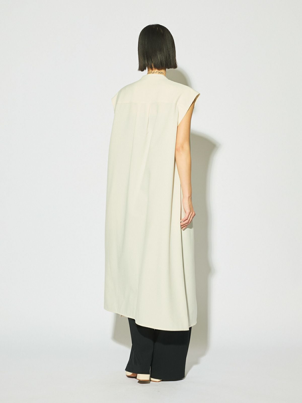 MIDIUMISOLID for Ladies アシンメトリープリーツノースリーブ