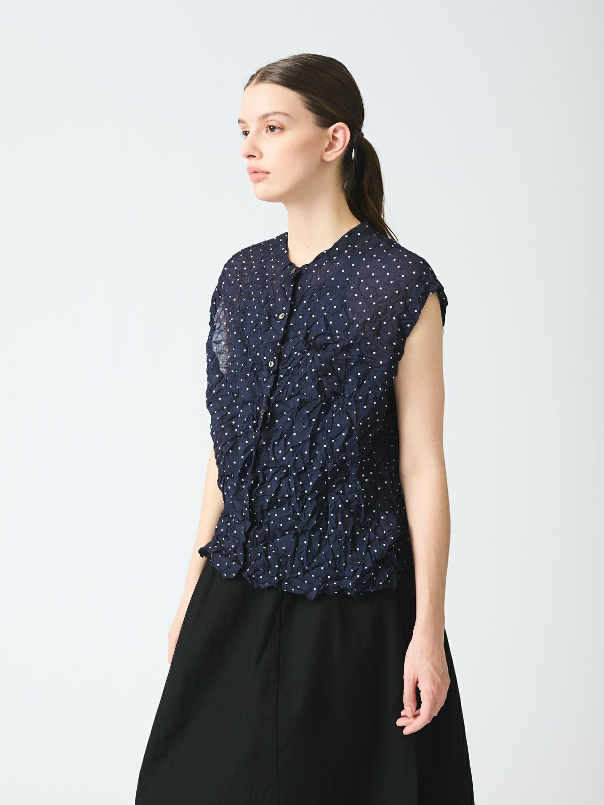 新品 23区【WOMEN】クラブジャガード柄 モックネックシャツ ネイビー M スロープモックネックシャツ [全5色] – muta Online Store
