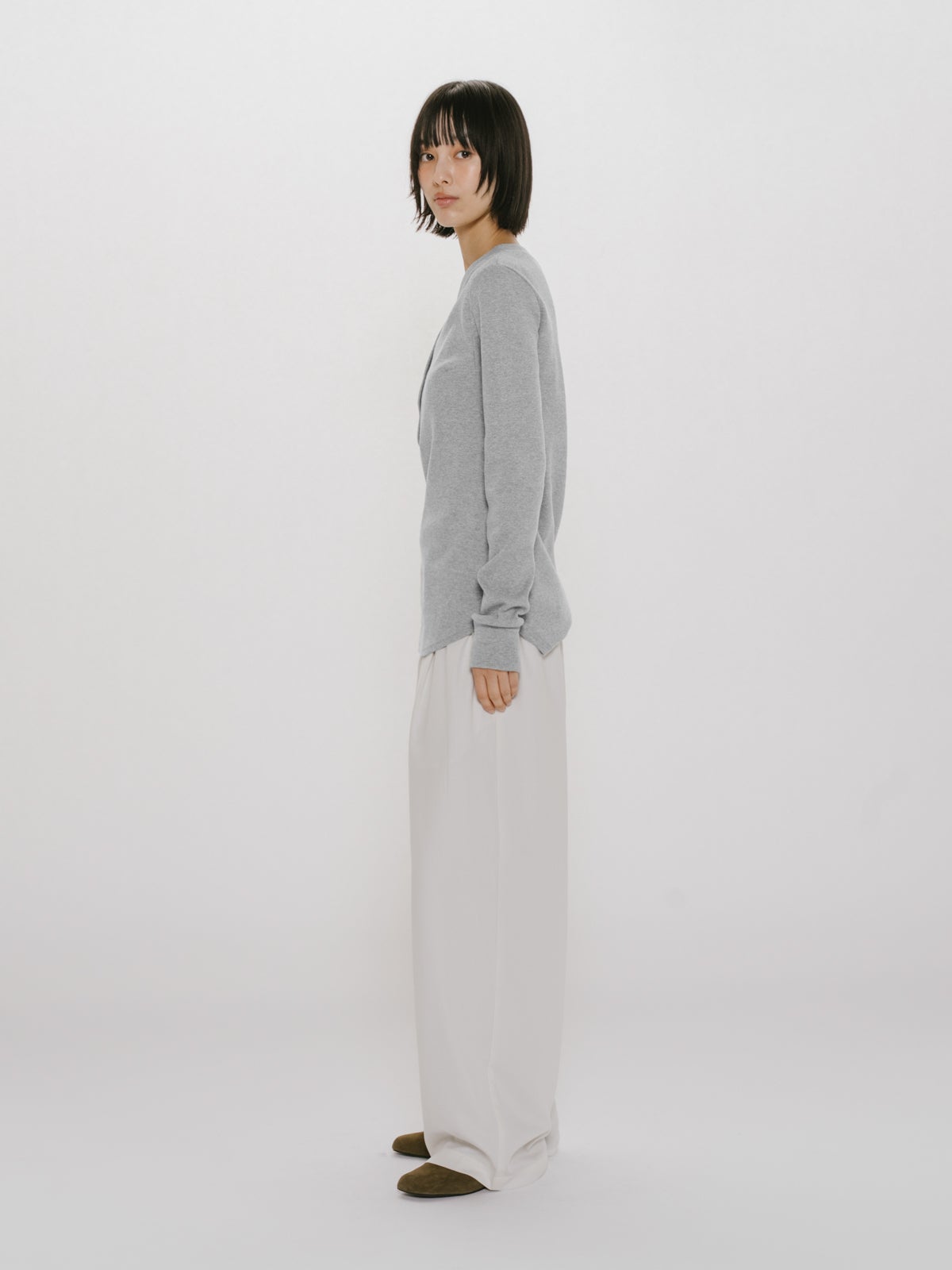 MIDIUMISOLID for Ladies リブヘンリーネックプルオーバー｜ MARcourt