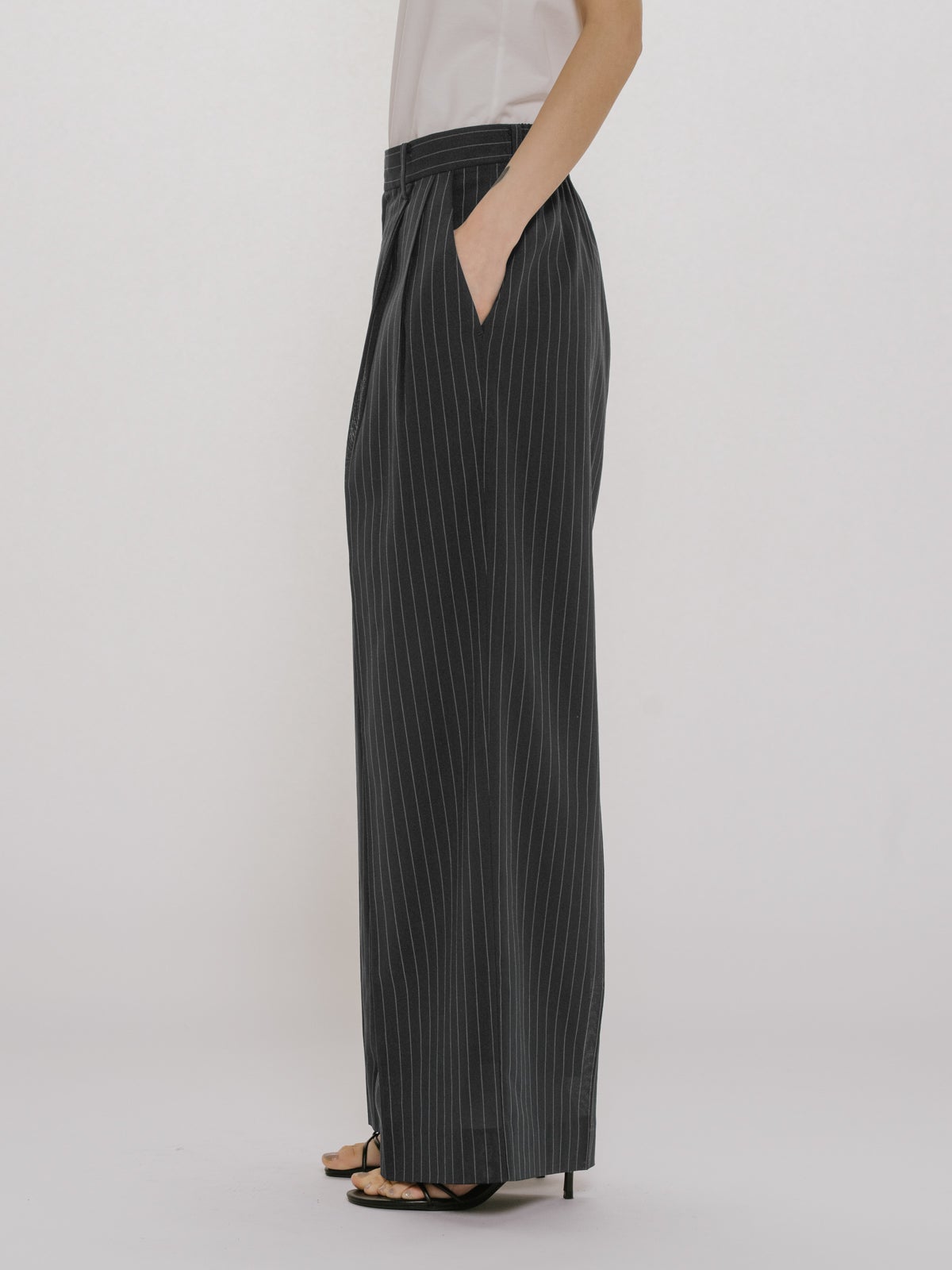 MIDIUMISOLID for Ladies シアーワイドスラックス｜ MARcourt ONLINE