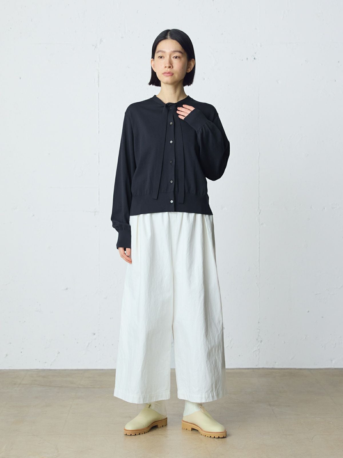 MidiUmi ボウネクタイニットカーディガン｜ MARcourt ONLINE STORE