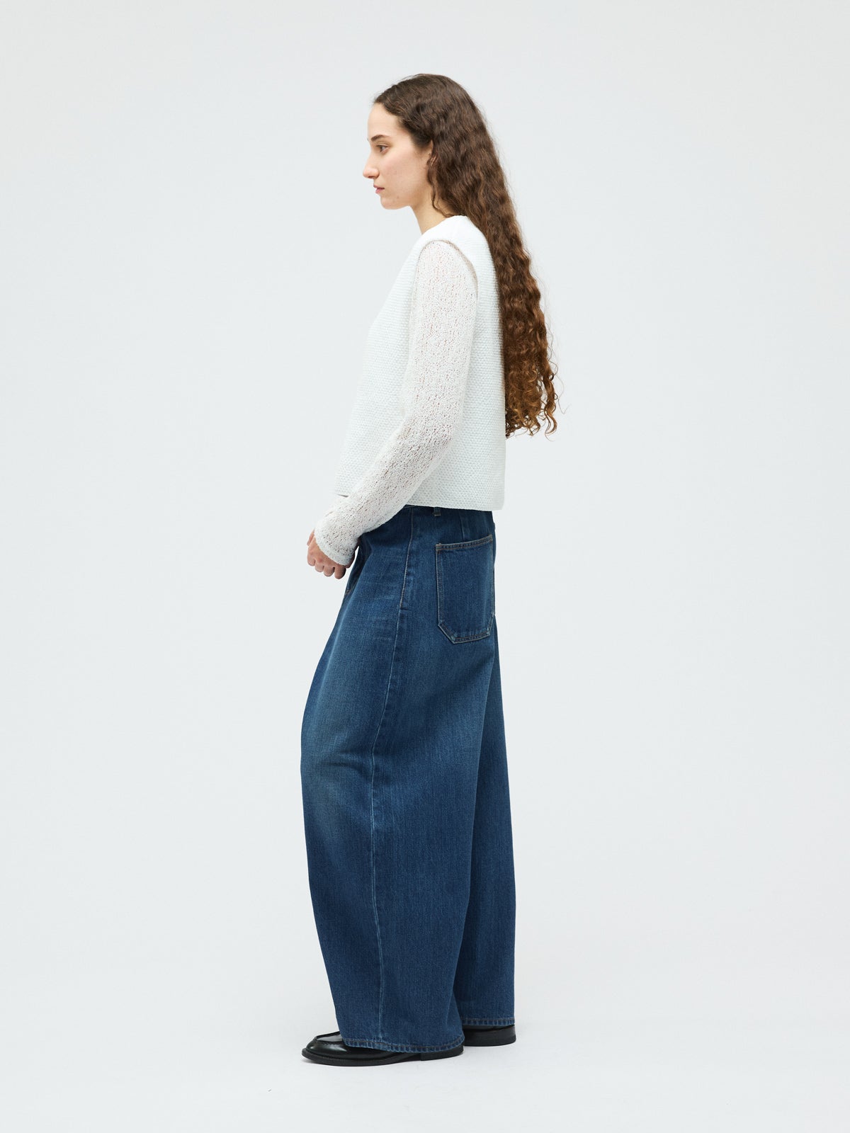 mizuiro ind ディープVネックベスト｜ MARcourt ONLINE STORE