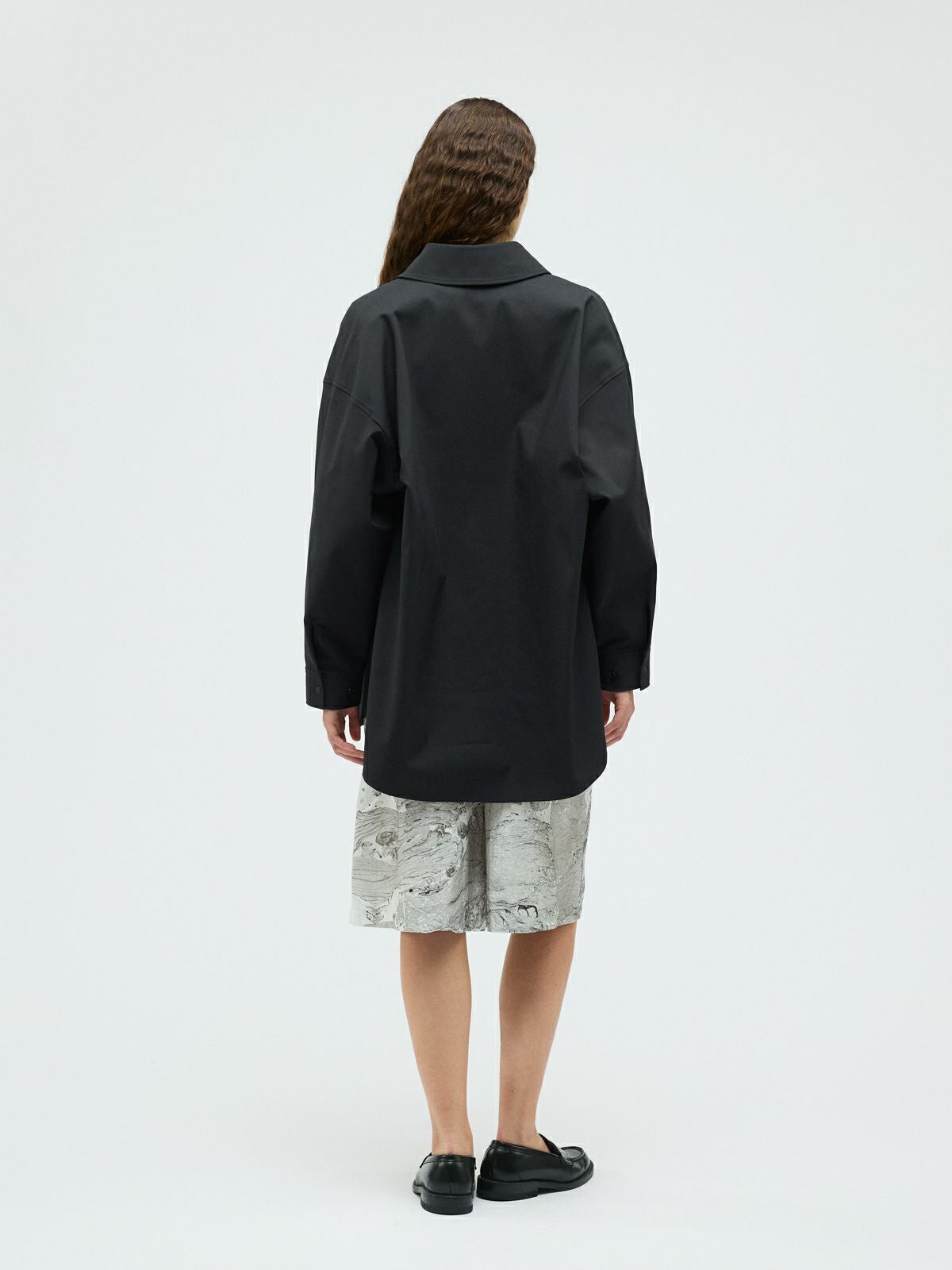 mizuiro ind ダブルクロスワイドシャツブルゾン｜ MARcourt ONLINE