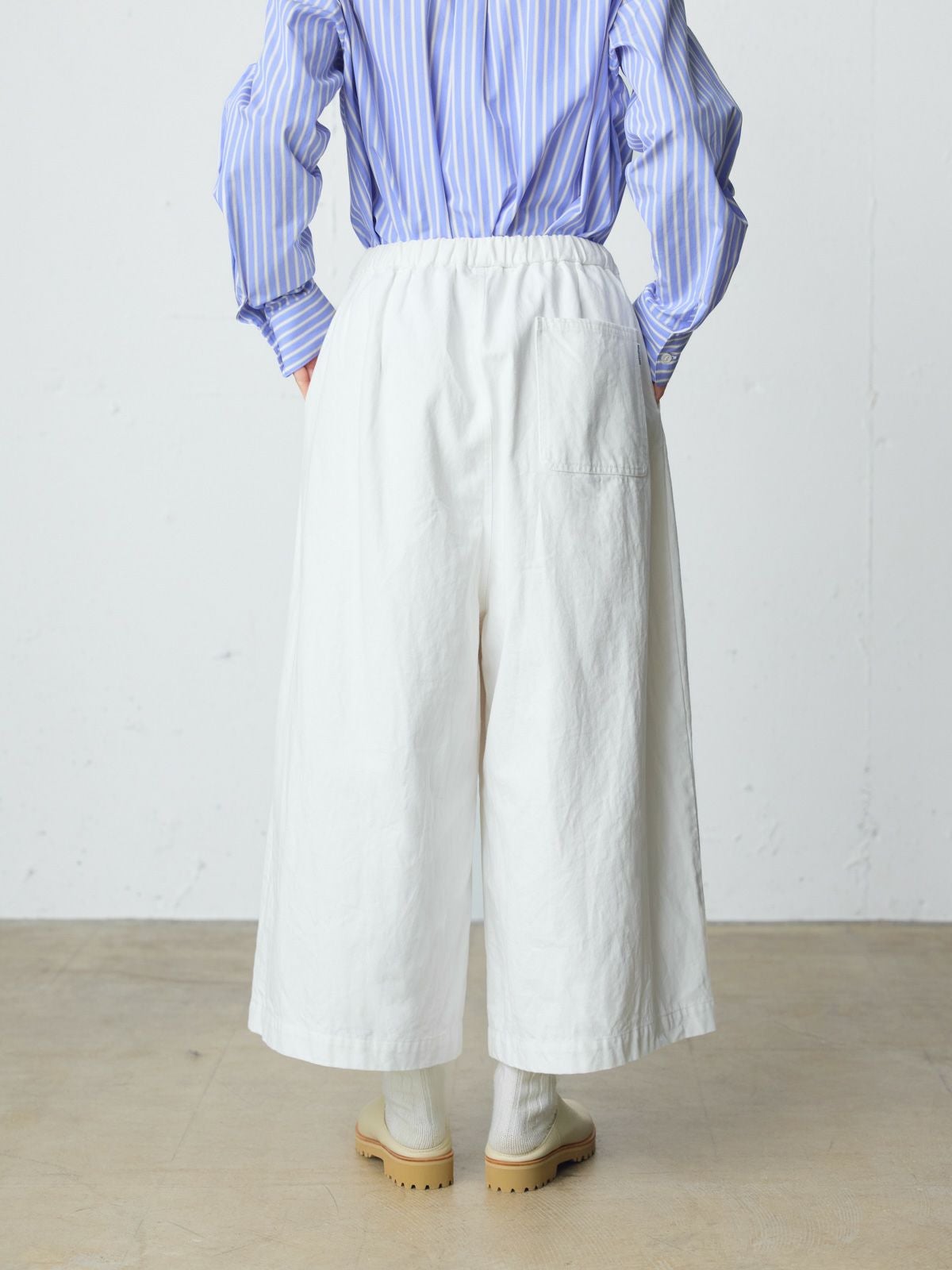 MidiUmi ワイドタックデニム｜ MARcourt ONLINE STORE - マーコート