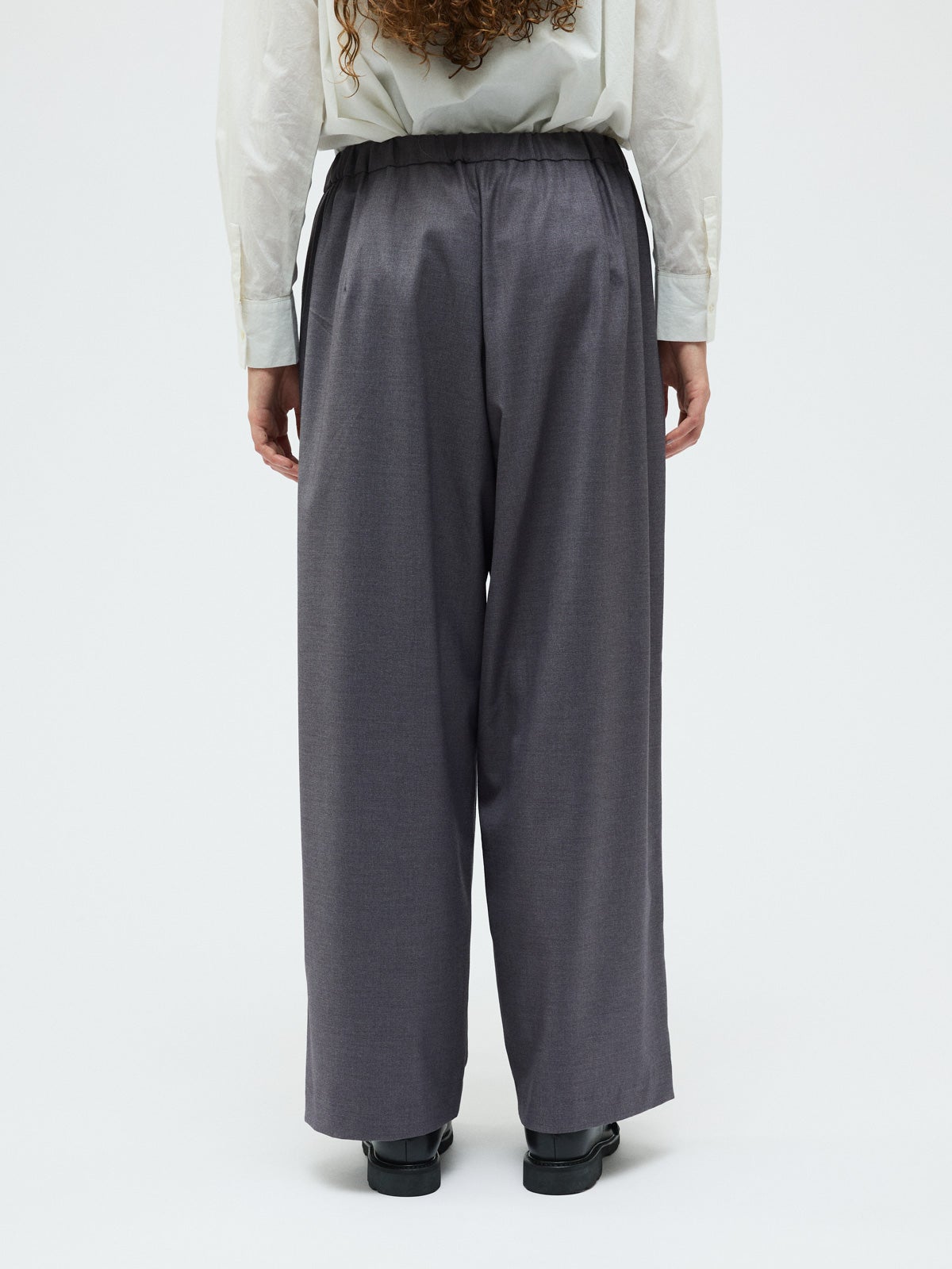 mizuiro ind ツータックスラックス｜ MARcourt ONLINE STORE