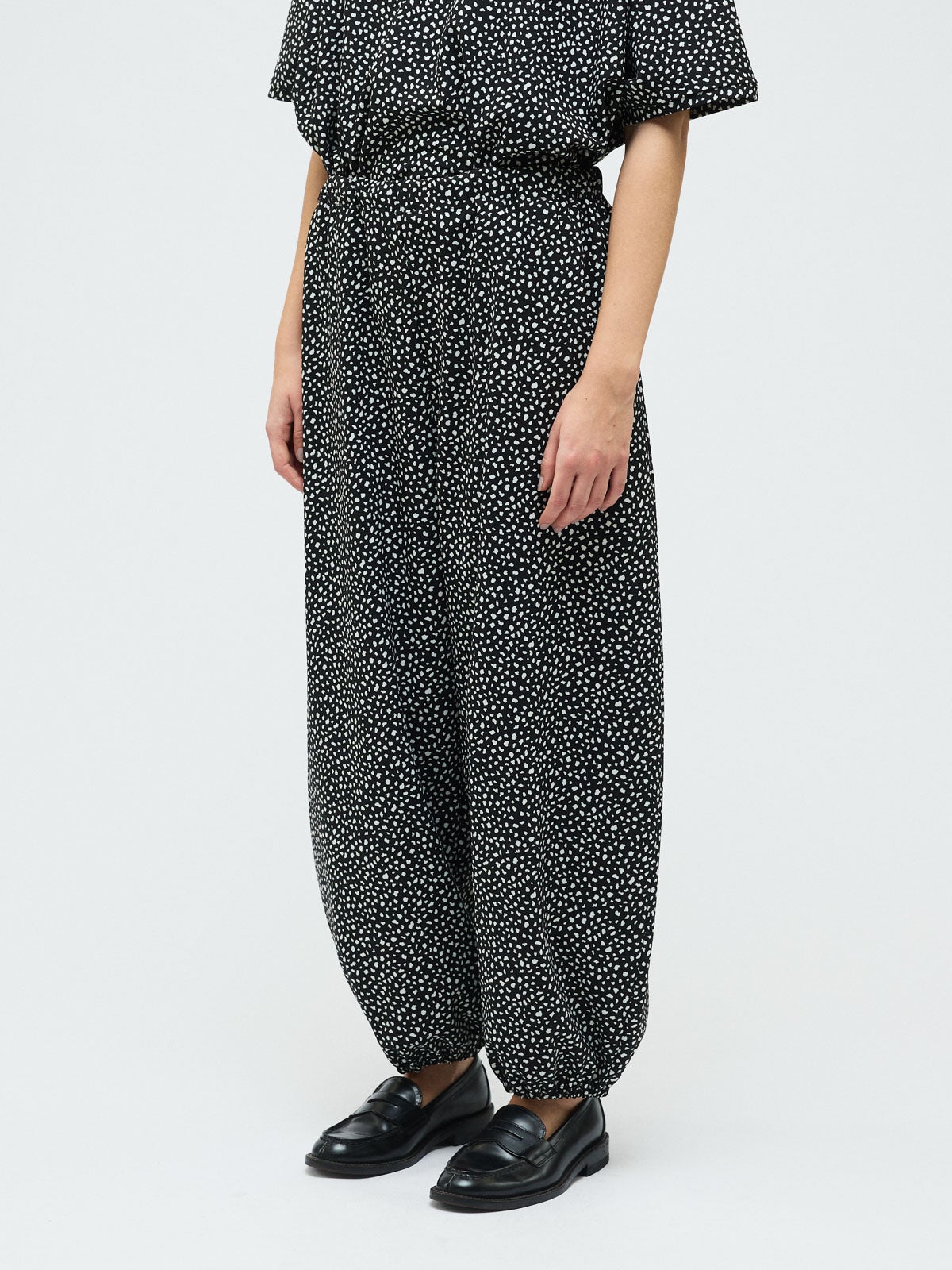 mizuiro ind プリントドローストリングヘムパンツ｜ MARcourt ONLINE