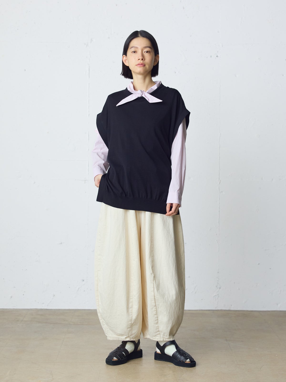 MidiUmi サイドリボンベスト｜ MARcourt ONLINE STORE - マーコート