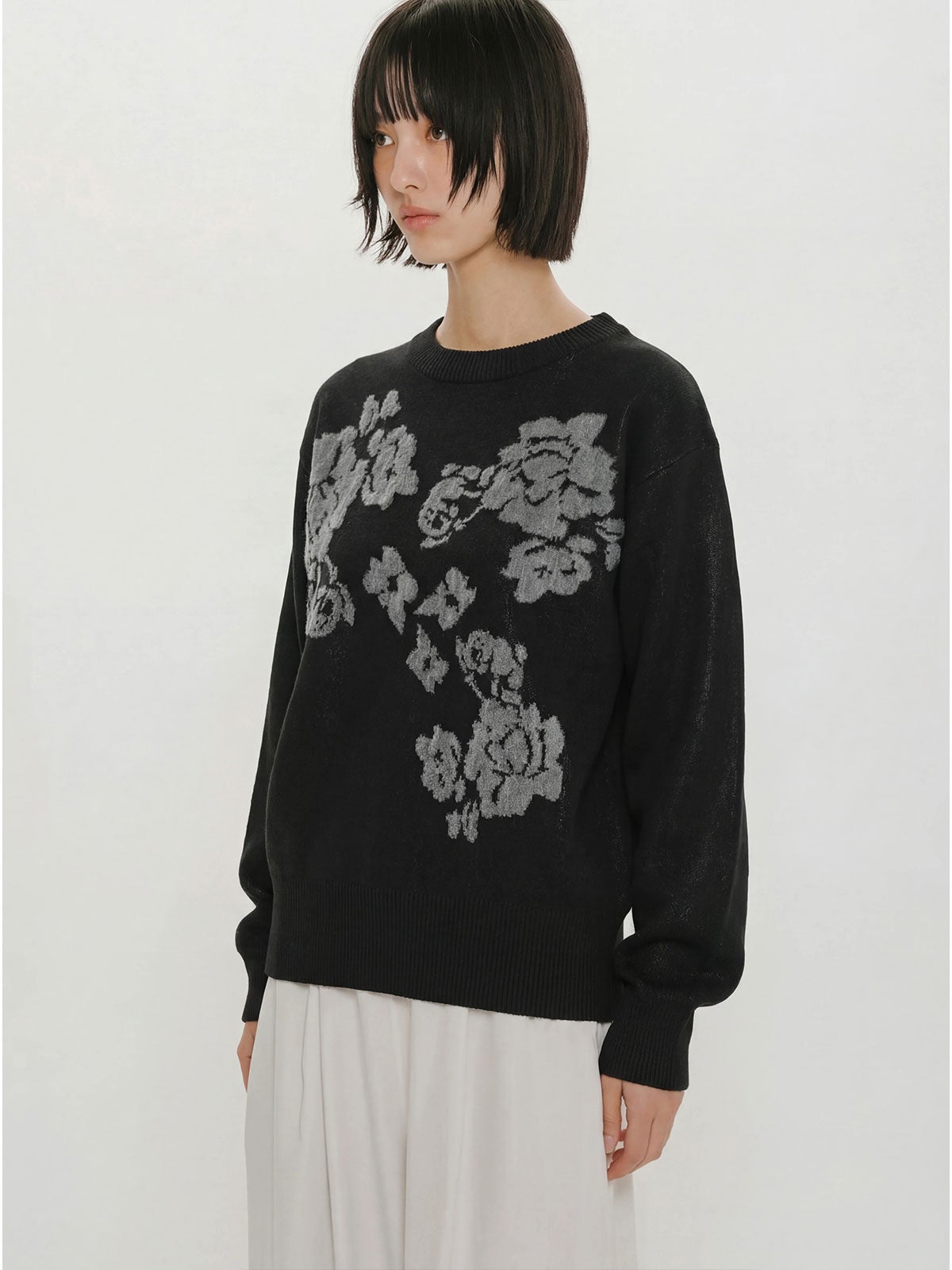 MIDIUMISOLID for Ladies フラワージャカードプルオーバー｜ MARcourt