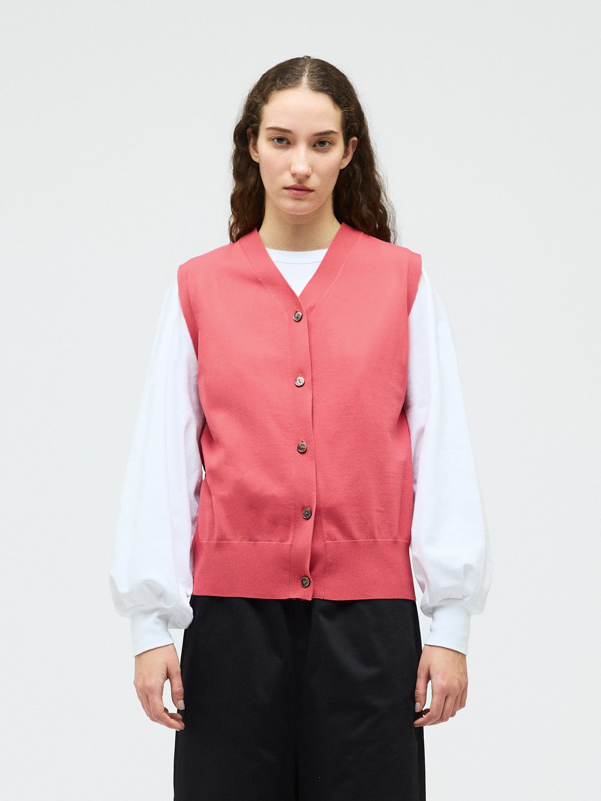 mizuiro ind Vネックベスト｜ MARcourt ONLINE STORE - マーコート