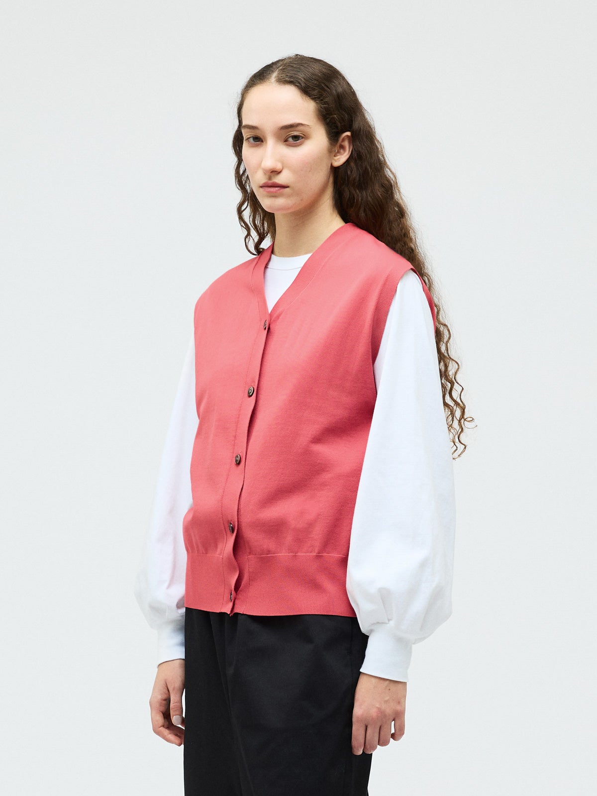 mizuiro ind Vネックベスト｜ MARcourt ONLINE STORE - マーコート