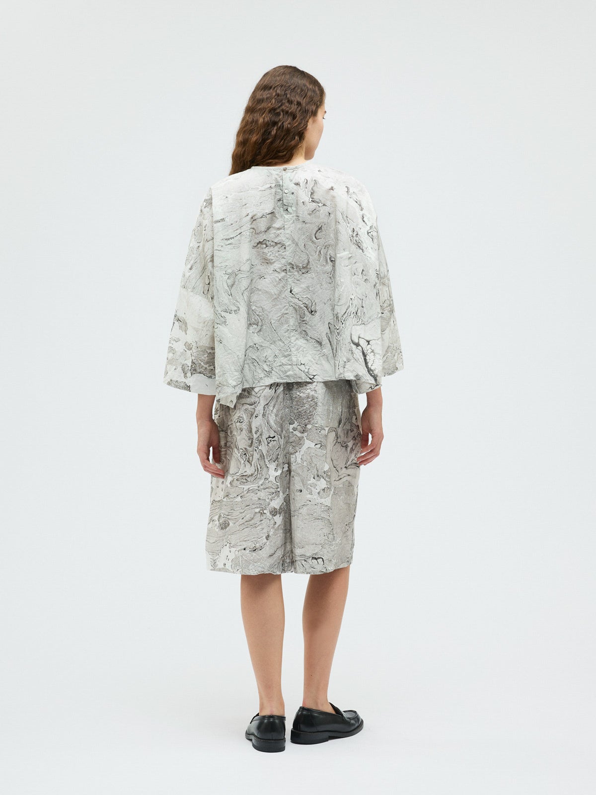 mizuiro ind マーブルプリントワイドプルオーバー｜ MARcourt ONLINE