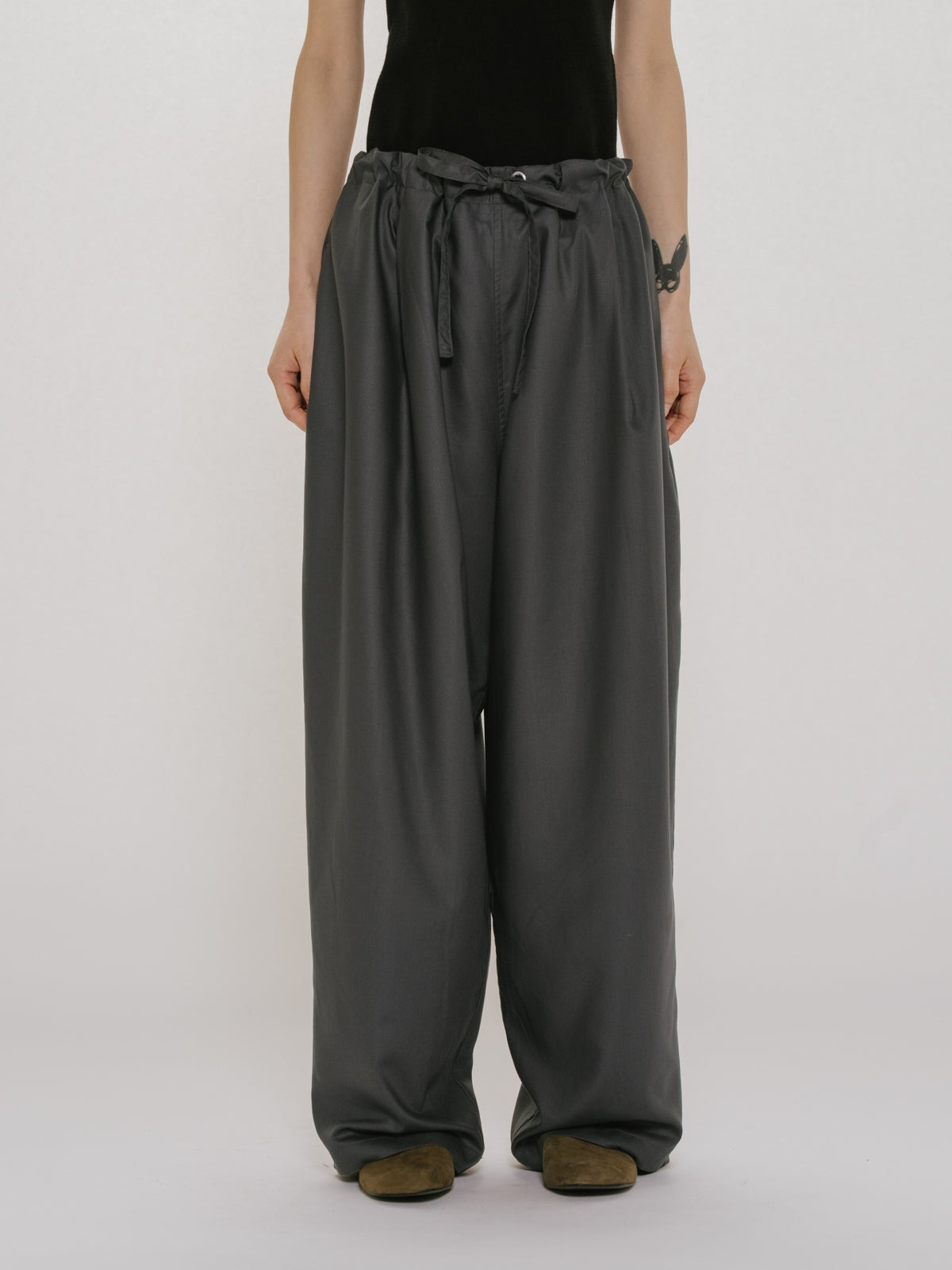 MIDIUMISOLID for Ladies リラックスパンツ｜ MARcourt ONLINE STORE