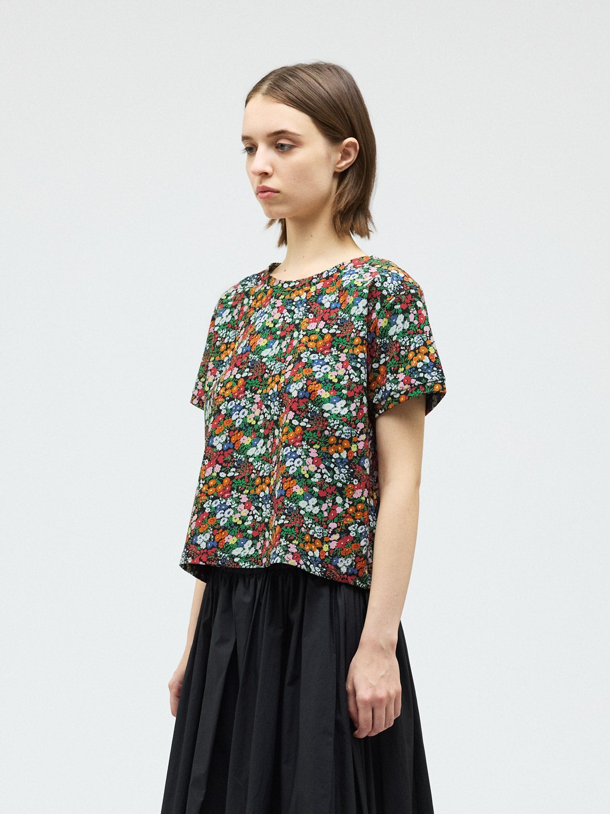 mizuiro ind フラワープリントTシャツ｜ MARcourt ONLINE STORE