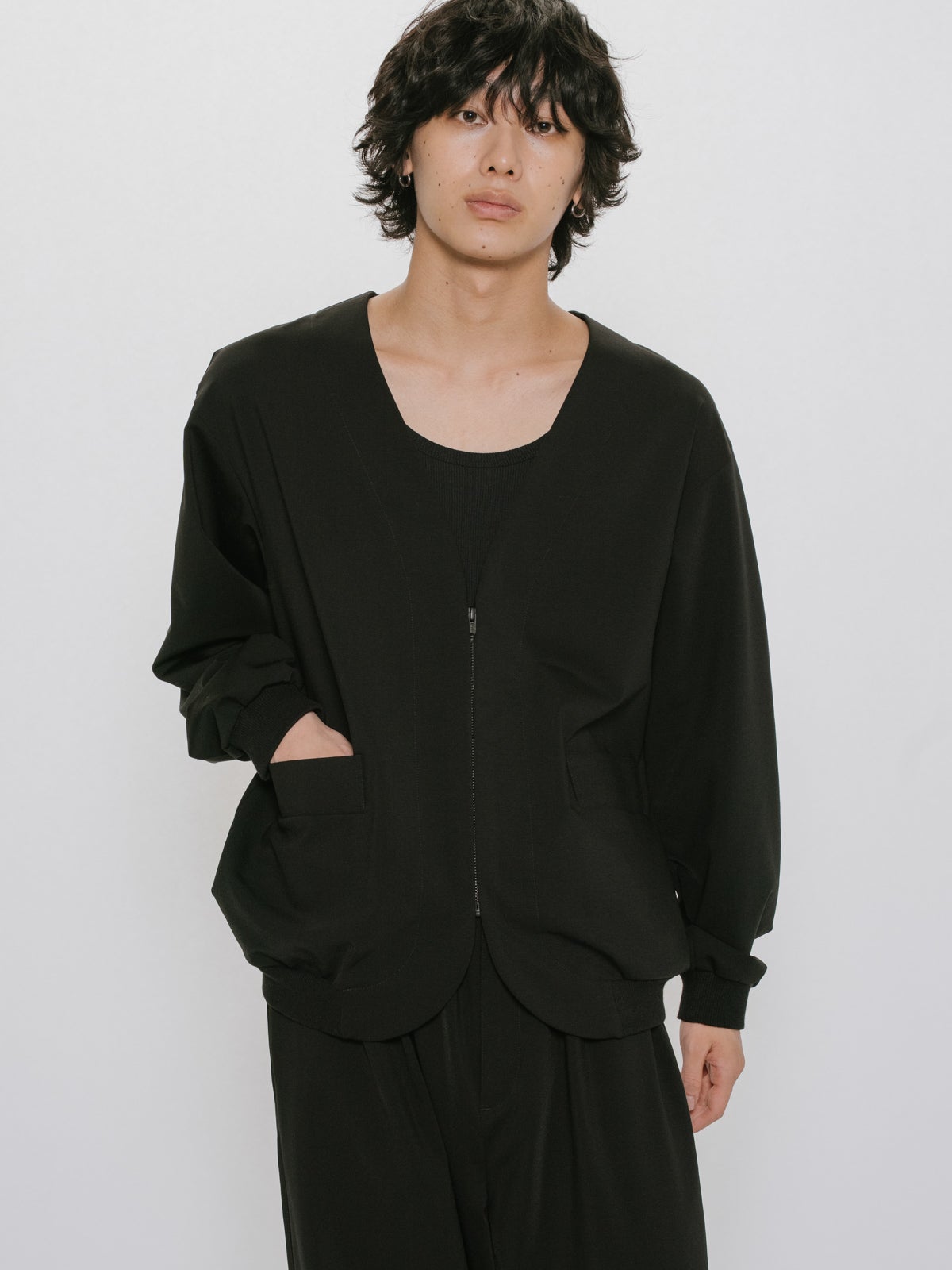 MIDIUMISOLID Men's コンプレッションZIPカーディガン｜ MARcourt
